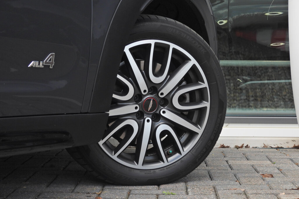 MINI Countryman 33