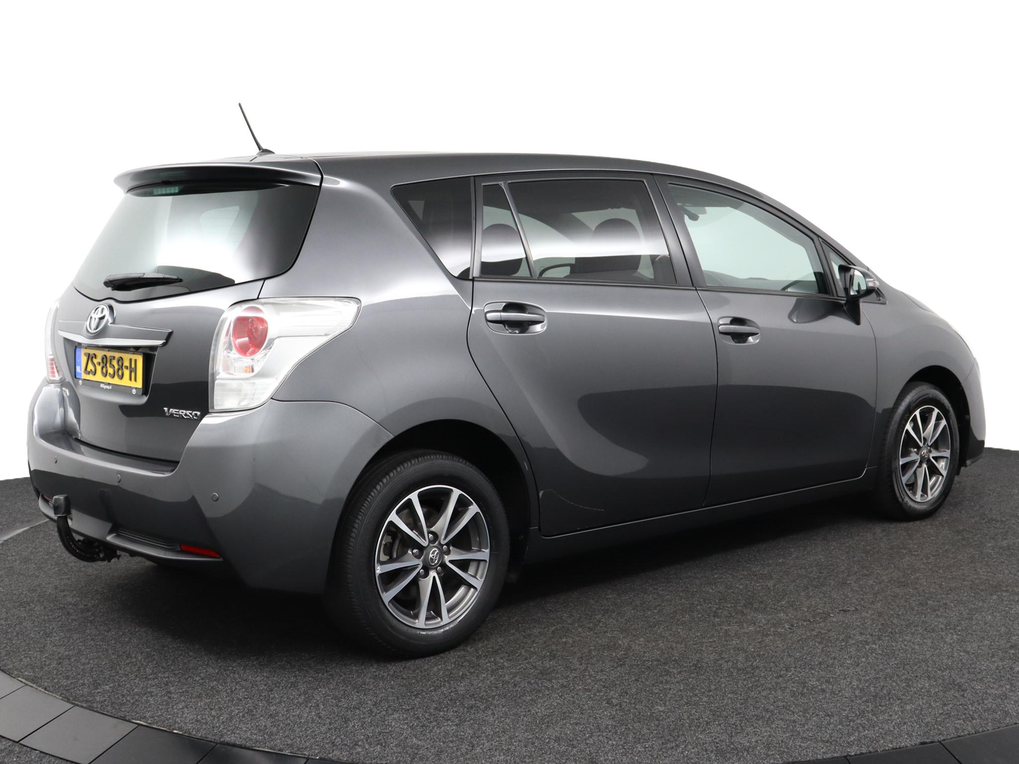 Toyota Verso 1.8 VVT-i Dynamic Business Top 5 editie - Afbeelding 2