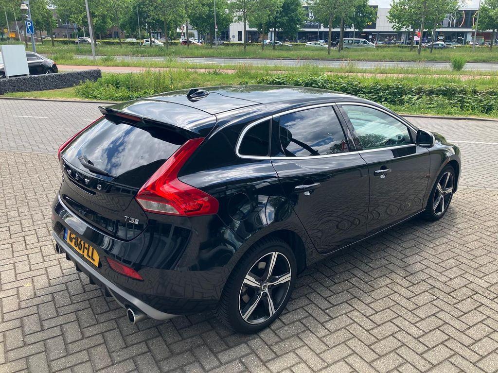 Volvo V40 1.5 T3 Polar+ Sport - Afbeelding 4