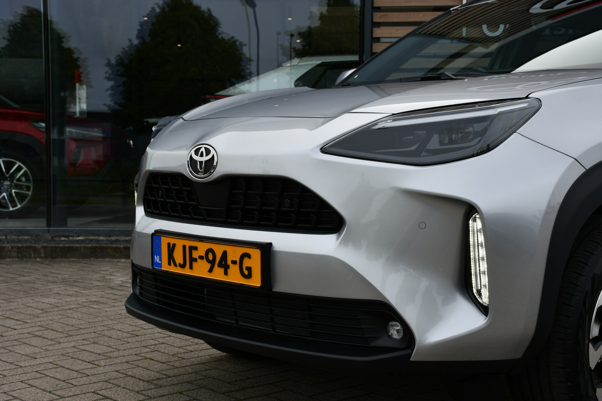 Toyota Yaris Cross 1.5 Hybrid 115 Dynamic Automaat 116pk - Afbeelding 3