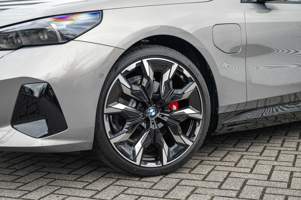 BMW 5 Serie 8