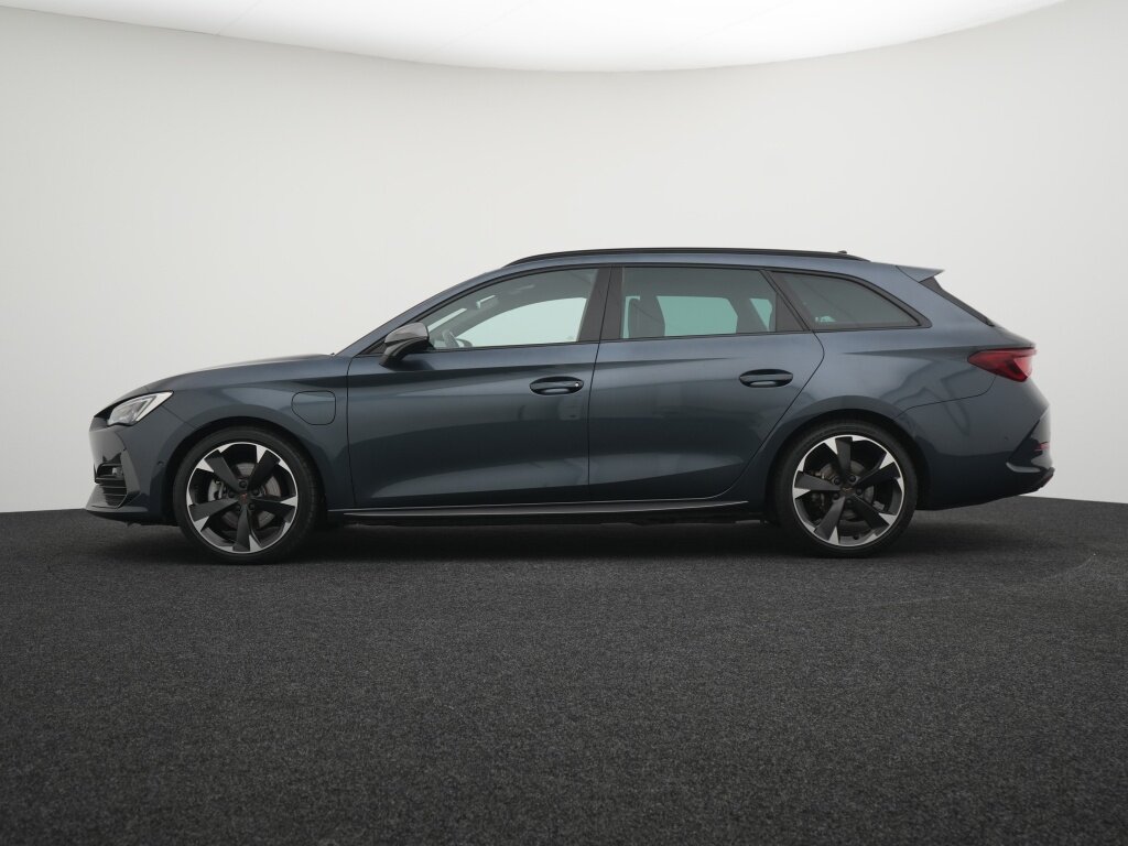 Cupra León