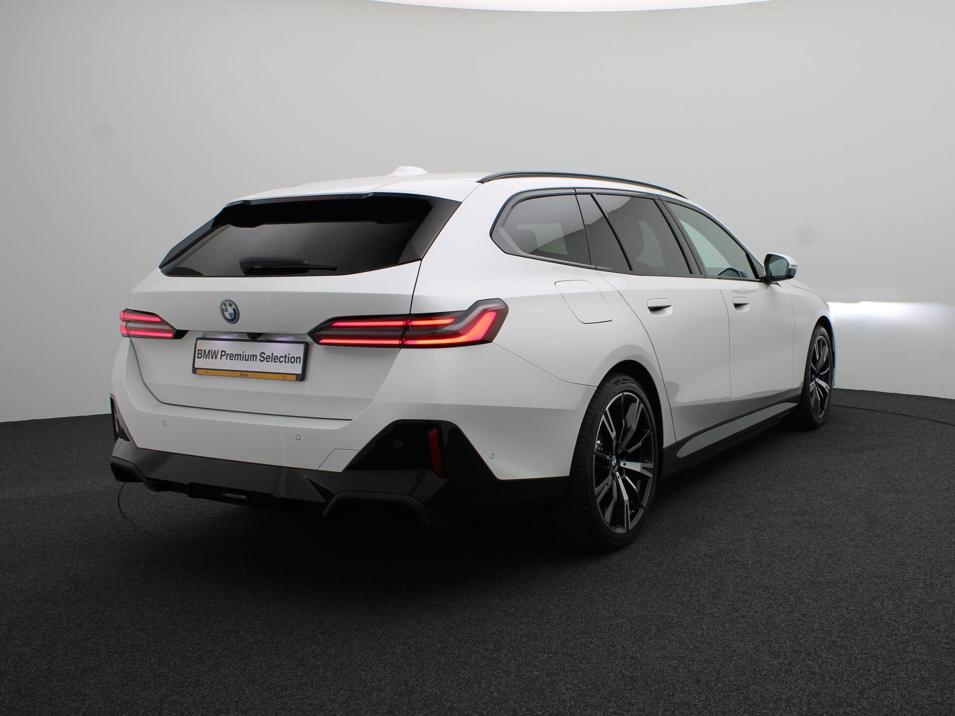 BMW 5 Serie Touring 530e - Afbeelding 2
