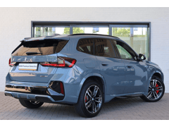 BMW iX1 eDrive20 67 kWh M Sport Edition - Afbeelding 2