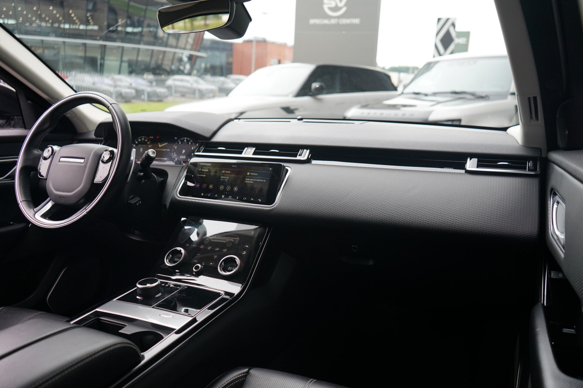 Land Rover Range Rover Velar 2.0 P300 Turbo AWD R-Dynamic SE - Afbeelding 3
