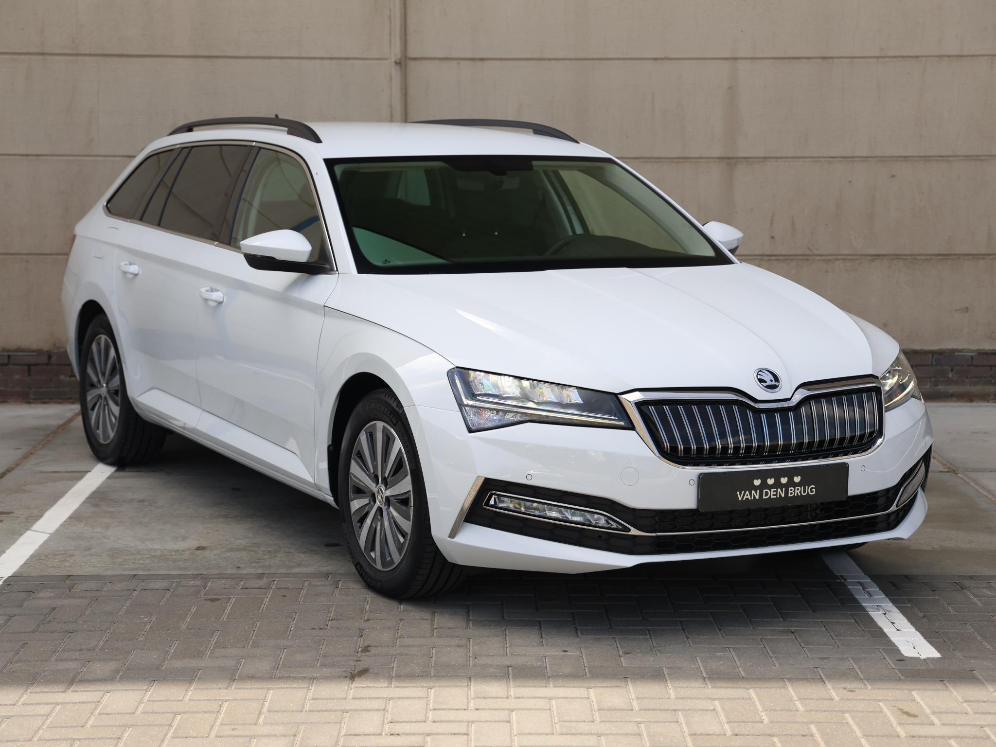 Škoda Superb Combi 1.4 TSI iV Business Edition - Afbeelding 3
