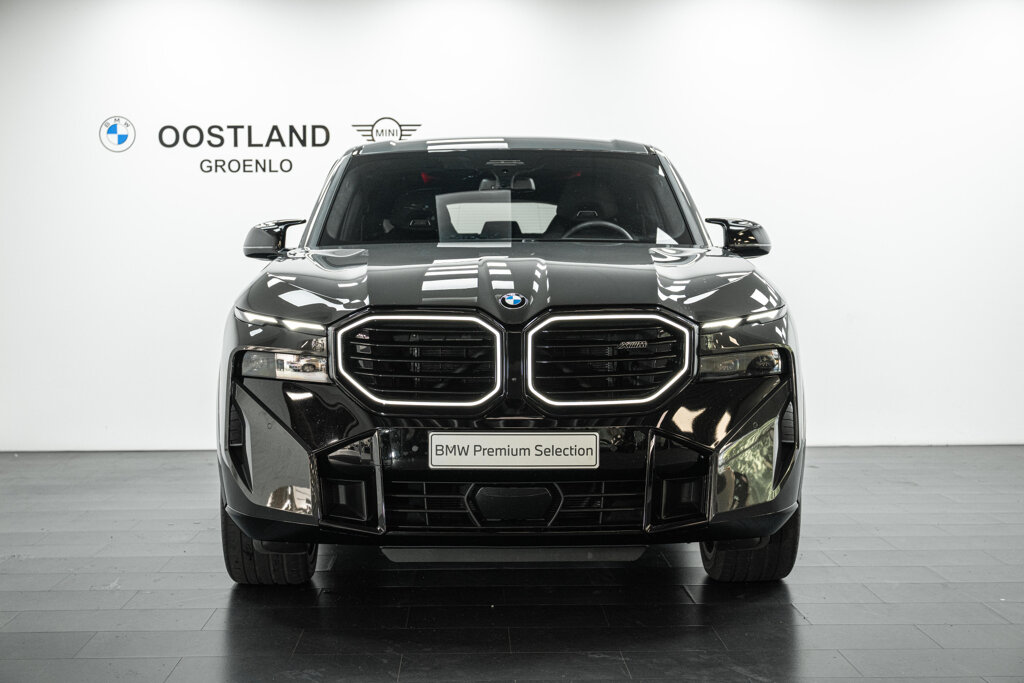 BMW XM 12