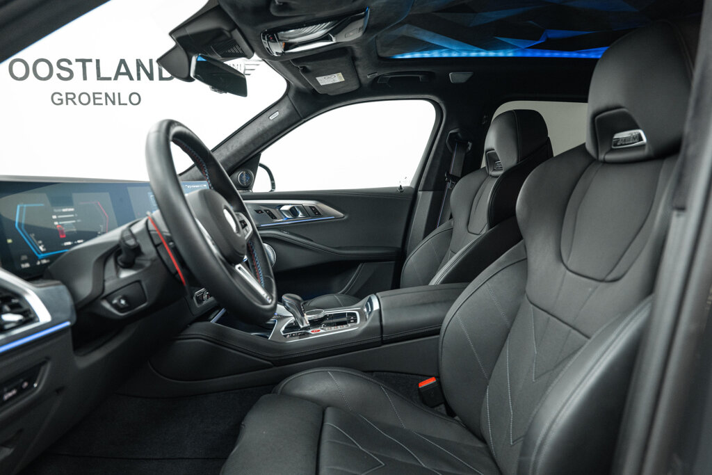 BMW XM 17