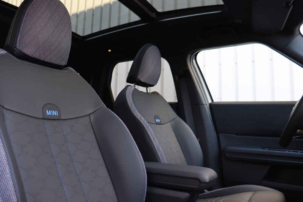 MINI Countryman 26