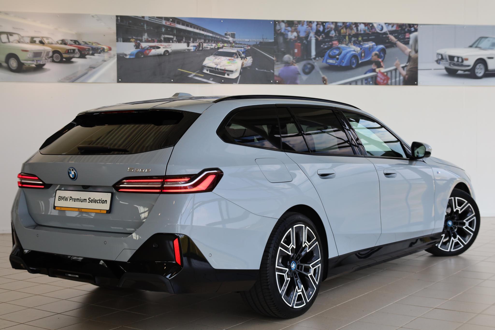 BMW 5 Serie Touring 530e - Afbeelding 2