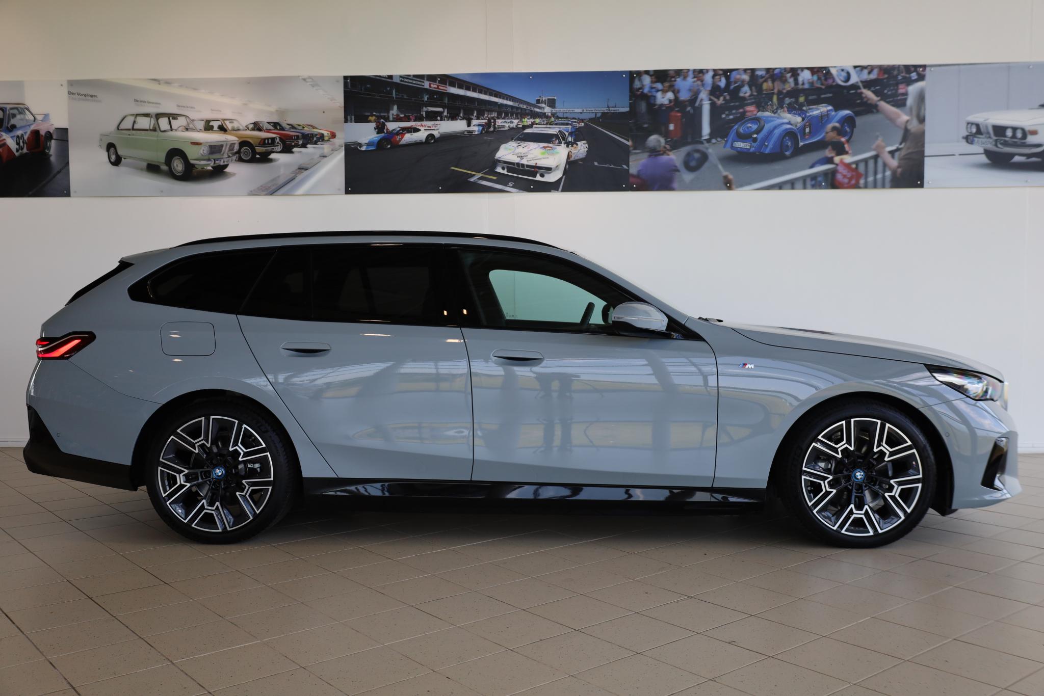 BMW 5 Serie Touring 530e - Afbeelding 3
