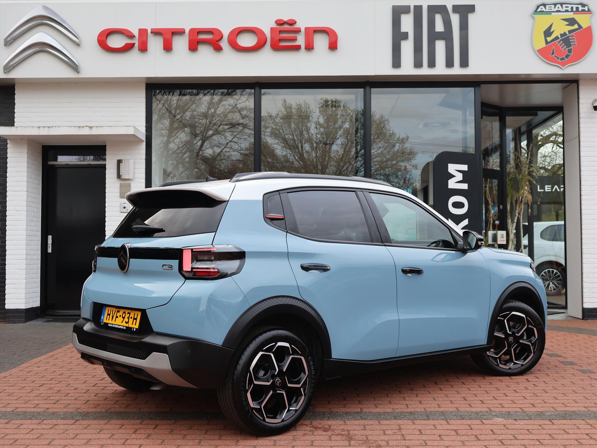 Citroën C3 1.2 Turbo S&S 100PK Max, Rijklaarprijs | Navigatie | Camera | DAB+ | Apple CarPlay & Android Auto | Lichtmetalen wielen - Afbeelding 5