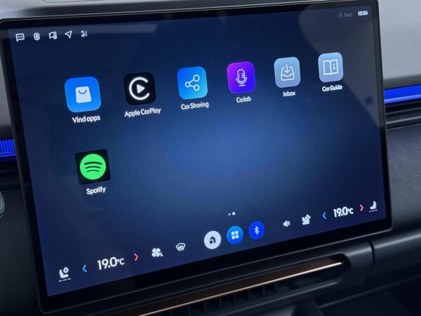 Apple Carplay/Android Auto