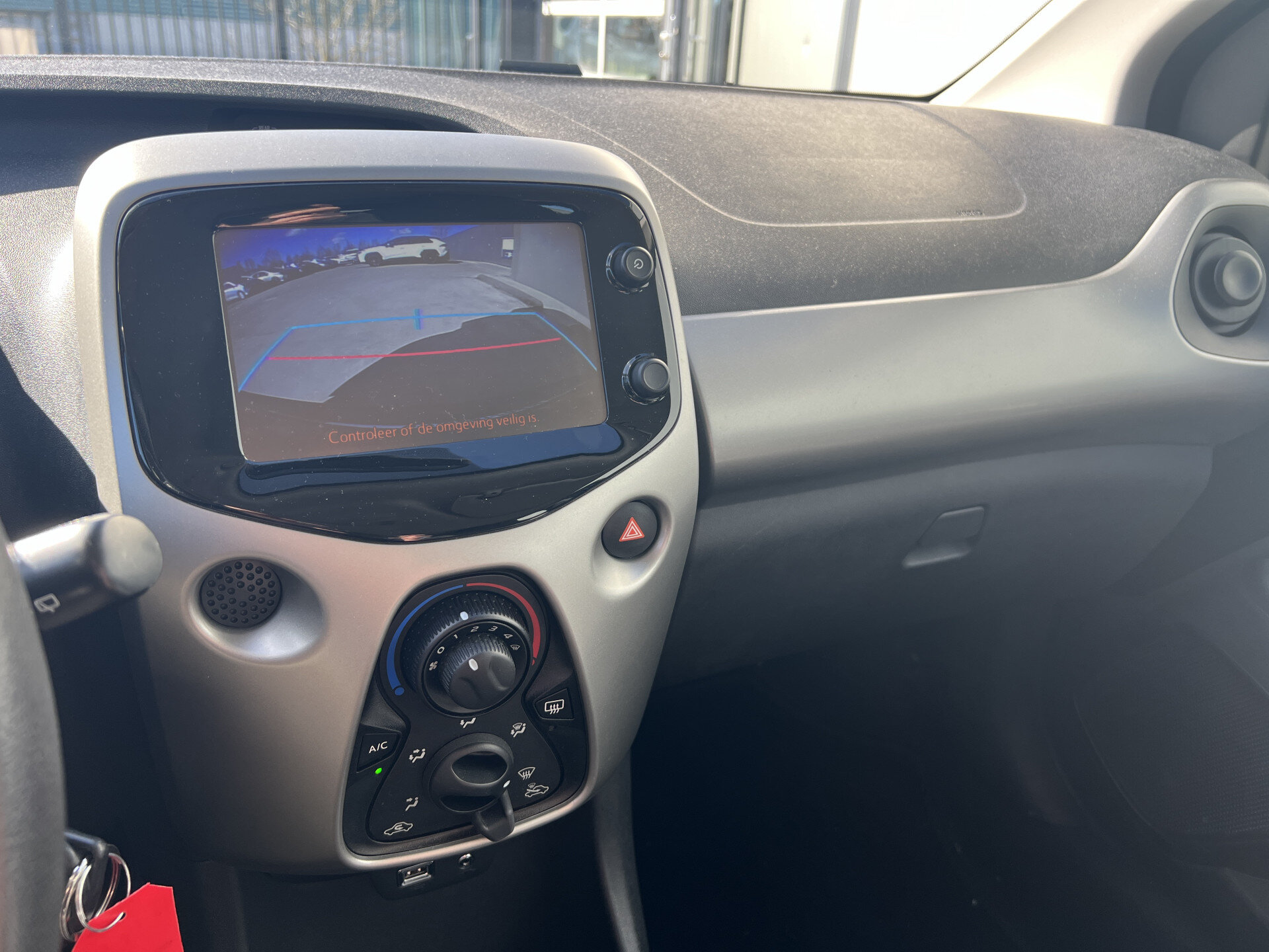 Toyota Aygo 1.0 VVT-i x-play - Afbeelding 4