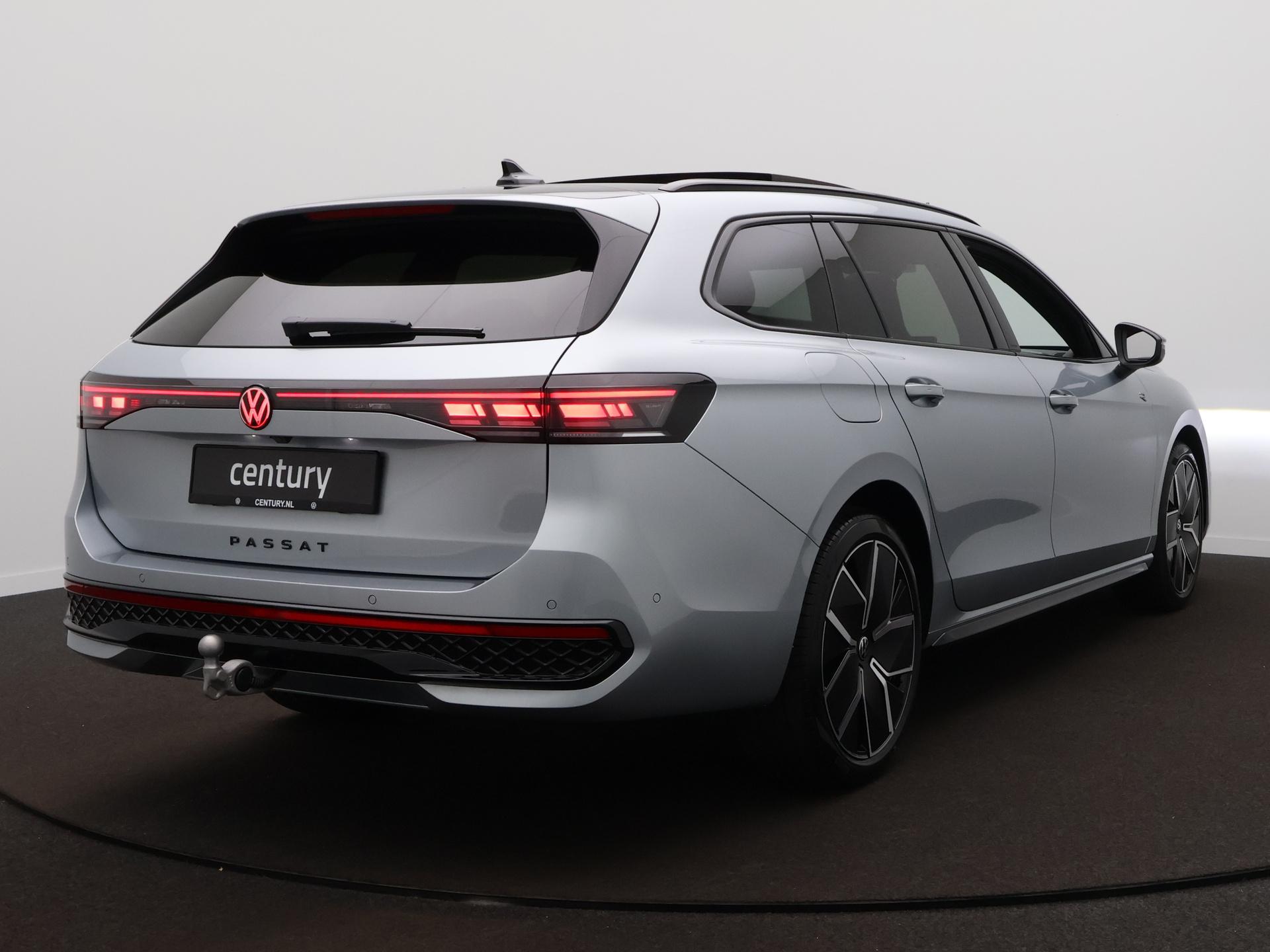 Volkswagen Passat Variant R-Line Edition 1.5 eHybrid 150 kW / 204 PK Variant - Afbeelding 5