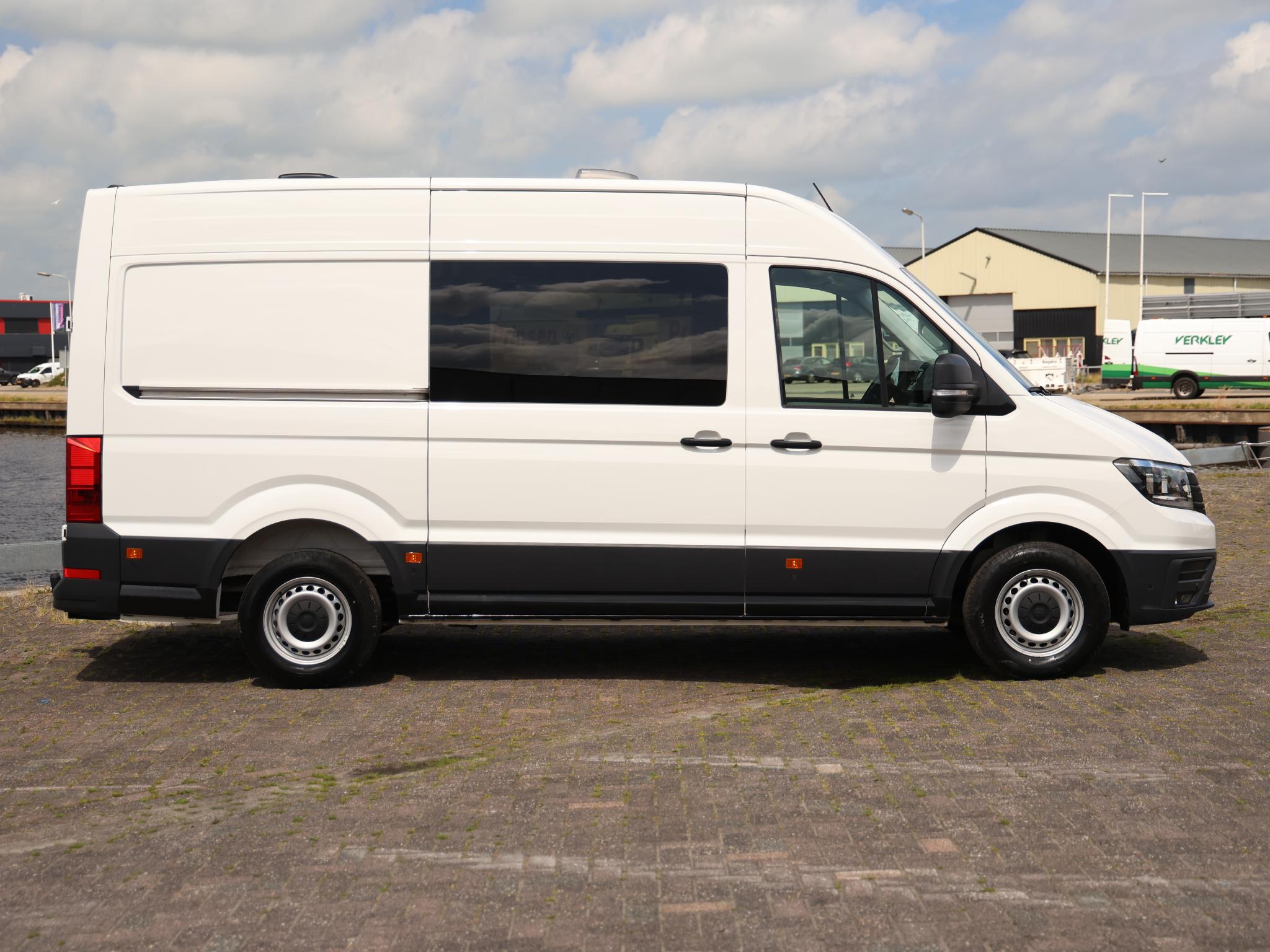 Volkswagen Crafter 35 2.0 TDI 140 pk L3H3 Highline - Afbeelding 2