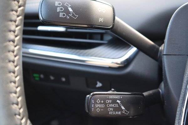 cruise control adaptief met Stop&Go cruise control adaptief met Stop&Go