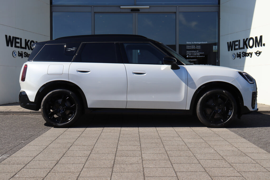 MINI Countryman 9