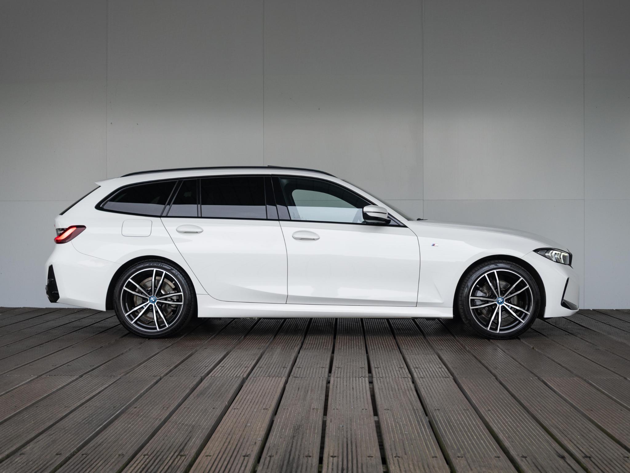 BMW 3 Serie Touring 320e - Afbeelding 4
