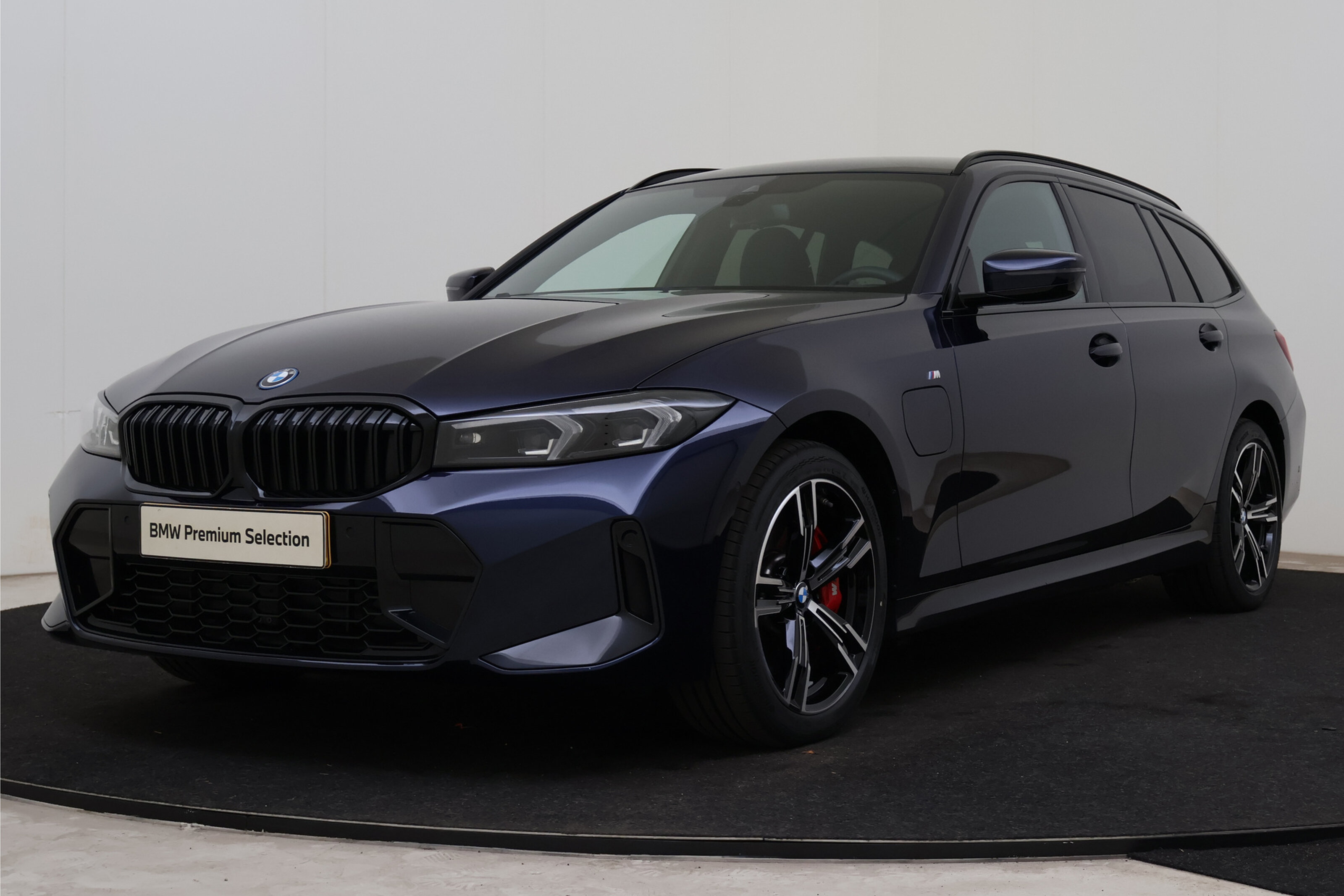 BMW 3 Serie Touring 330e M Sport Automaat