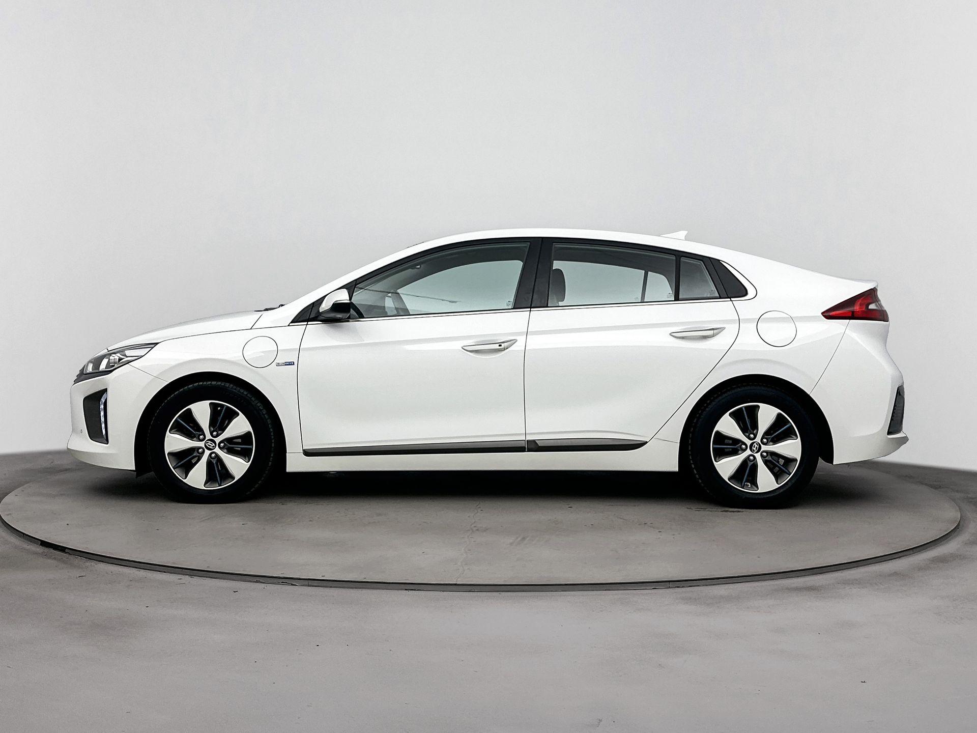 Hyundai IONIQ 1.6 GDi PHEV PREMIUM - Afbeelding 4