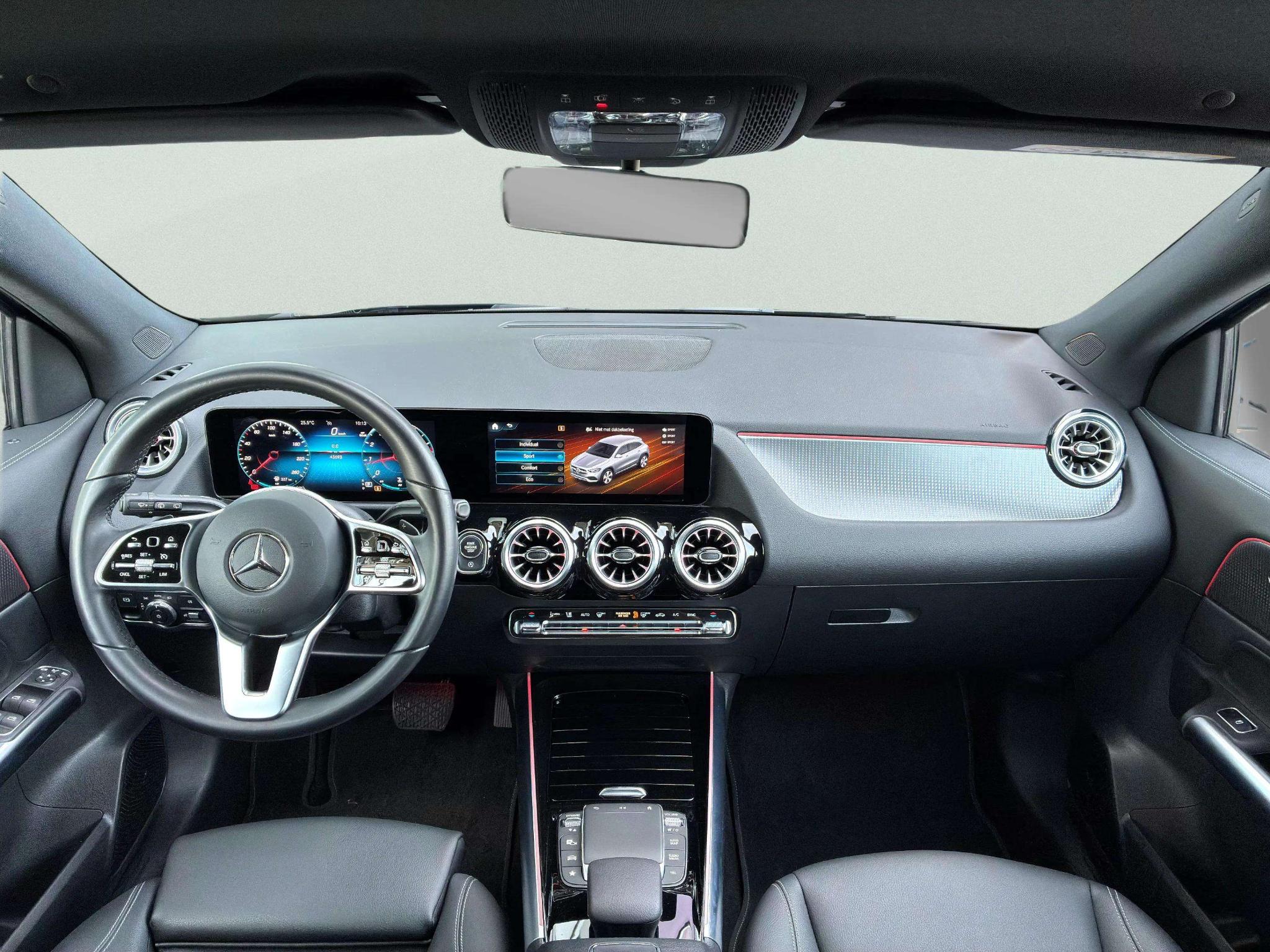 Mercedes-Benz GLA 200 Luxury Line - Afbeelding 3