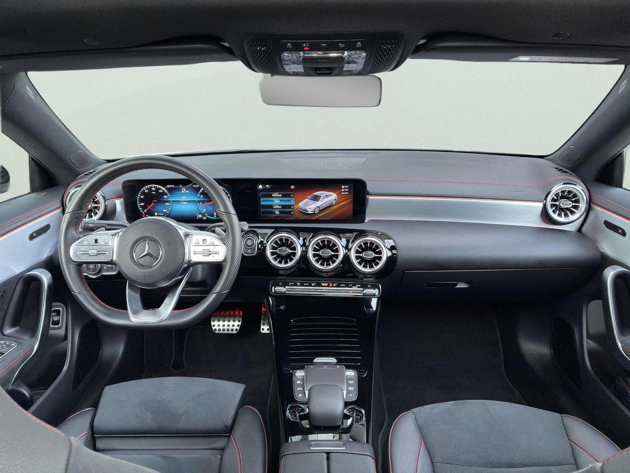 Mercedes-Benz CLA Coupé 200 Business Solution AMG - Afbeelding 2