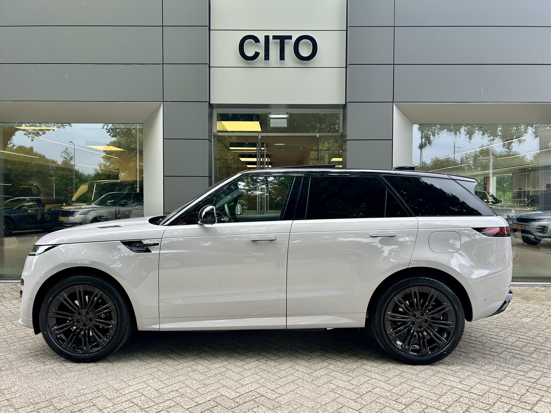 Land Rover Range Rover Sport P460e PHEV AWD Dynamic Edition - Afbeelding 2