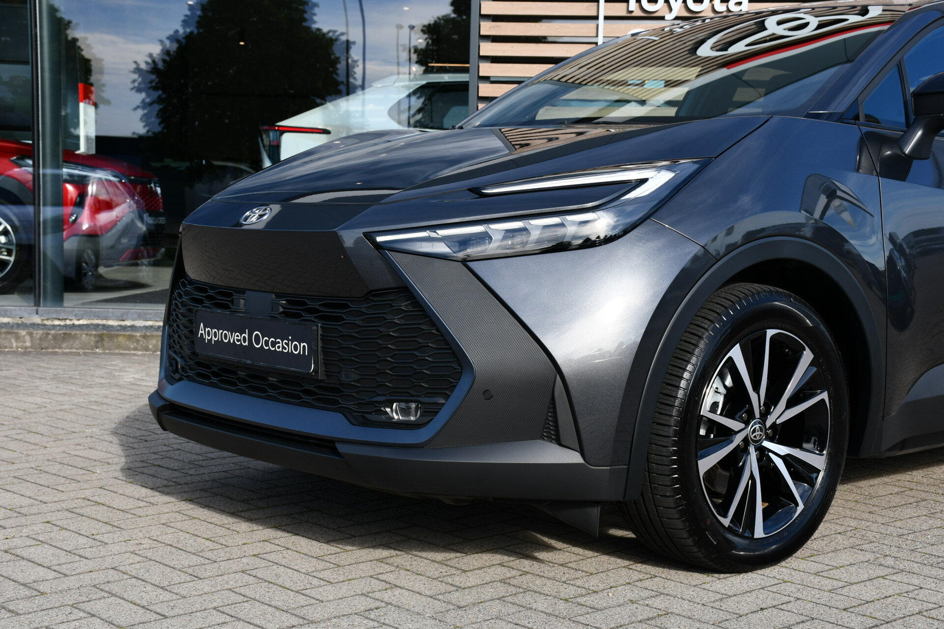Toyota C-HR 2.0 Plug-in Hybrid 220 Business Plus automaat 223pk - Afbeelding 3