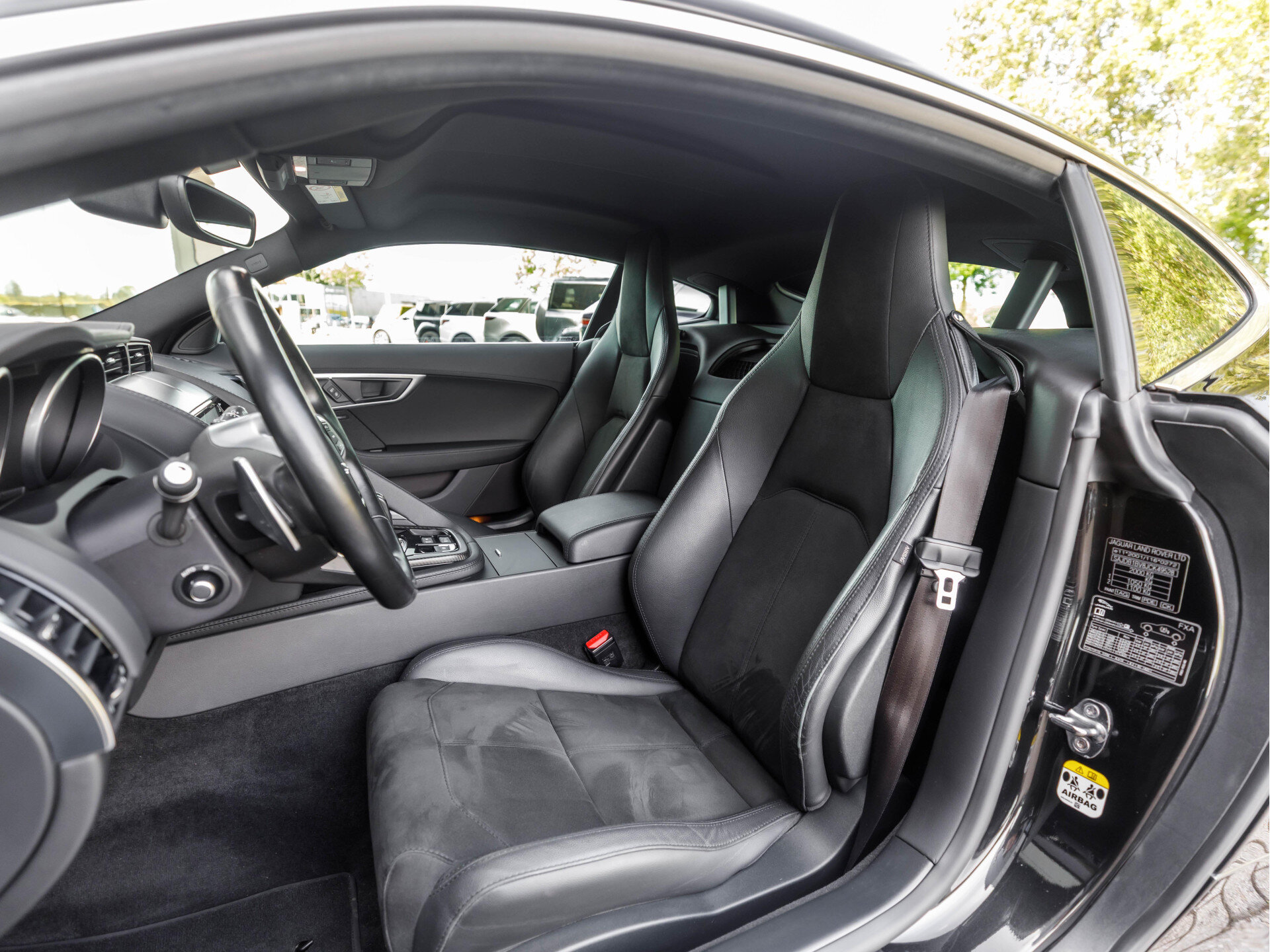 Jaguar F-Type 3.0 V6 RWD - Afbeelding 4