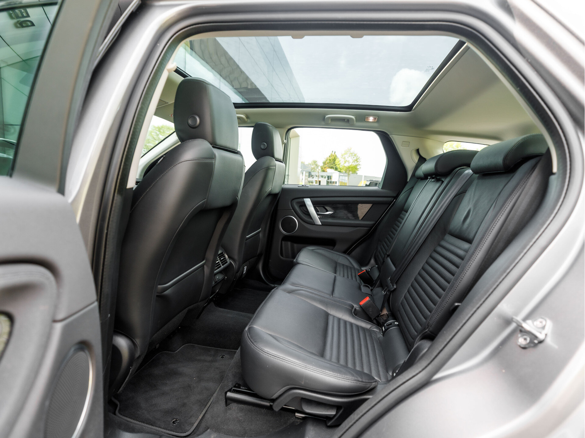 Land Rover Discovery Sport P300e SE - Afbeelding 5