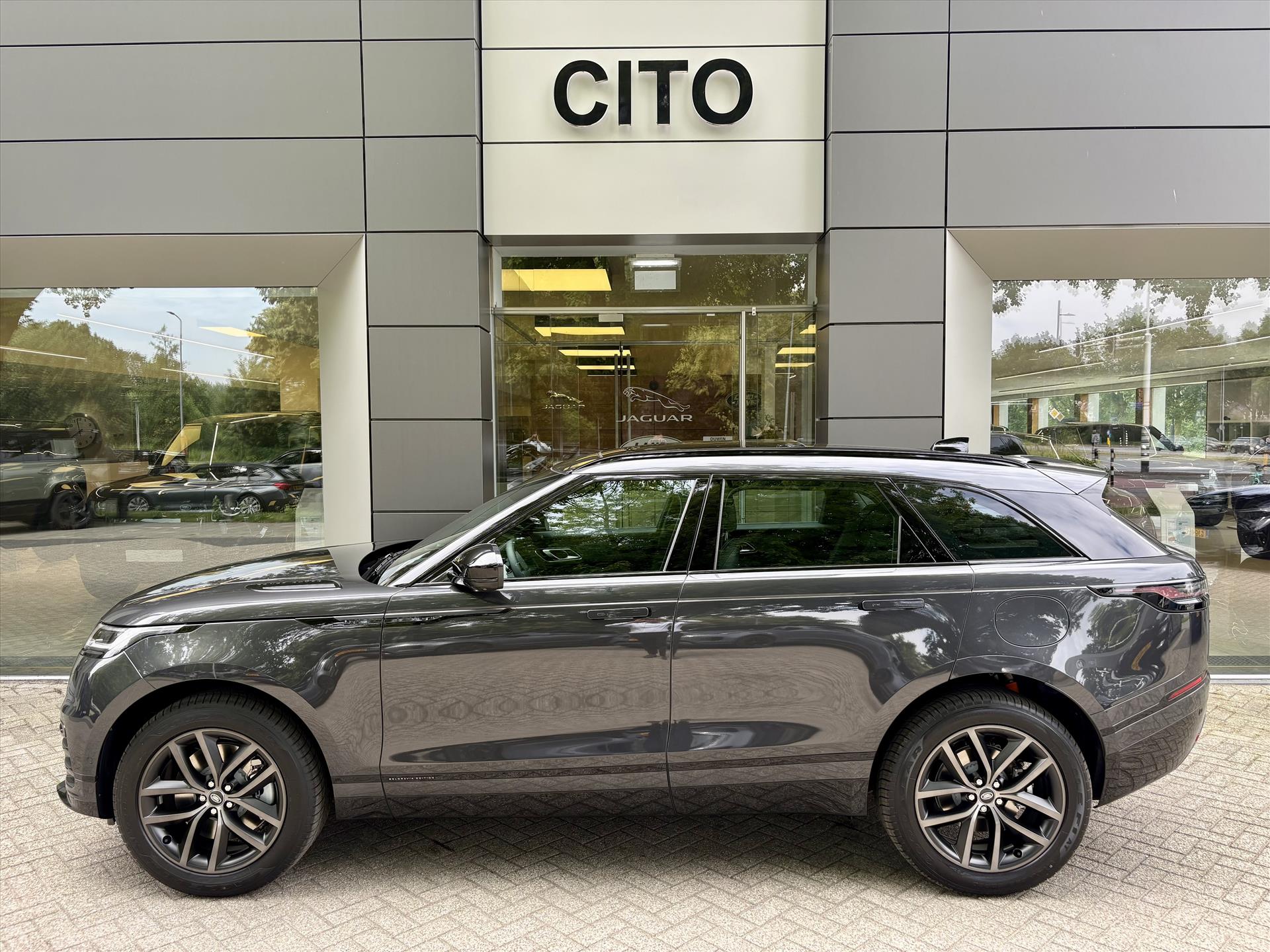 Land Rover Range Rover Velar P400e PHEV AWD Belgravia Edition - Afbeelding 2