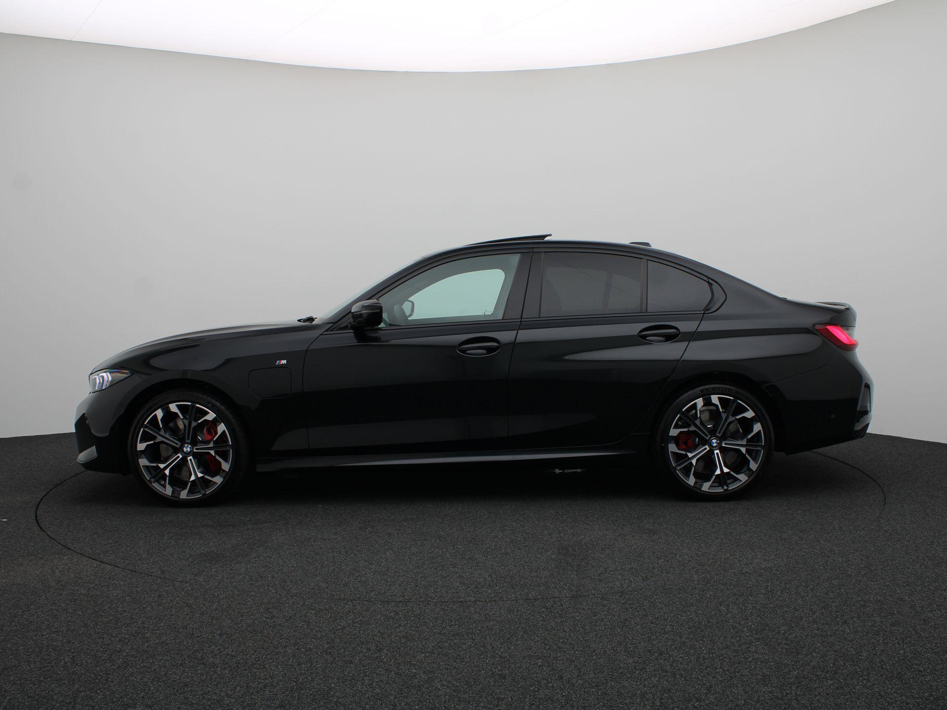 BMW 3 Serie Sedan 330e - Afbeelding 4