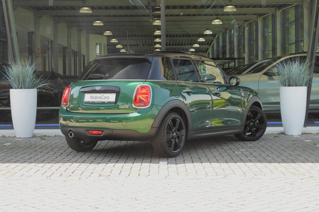 MINI Cooper 4