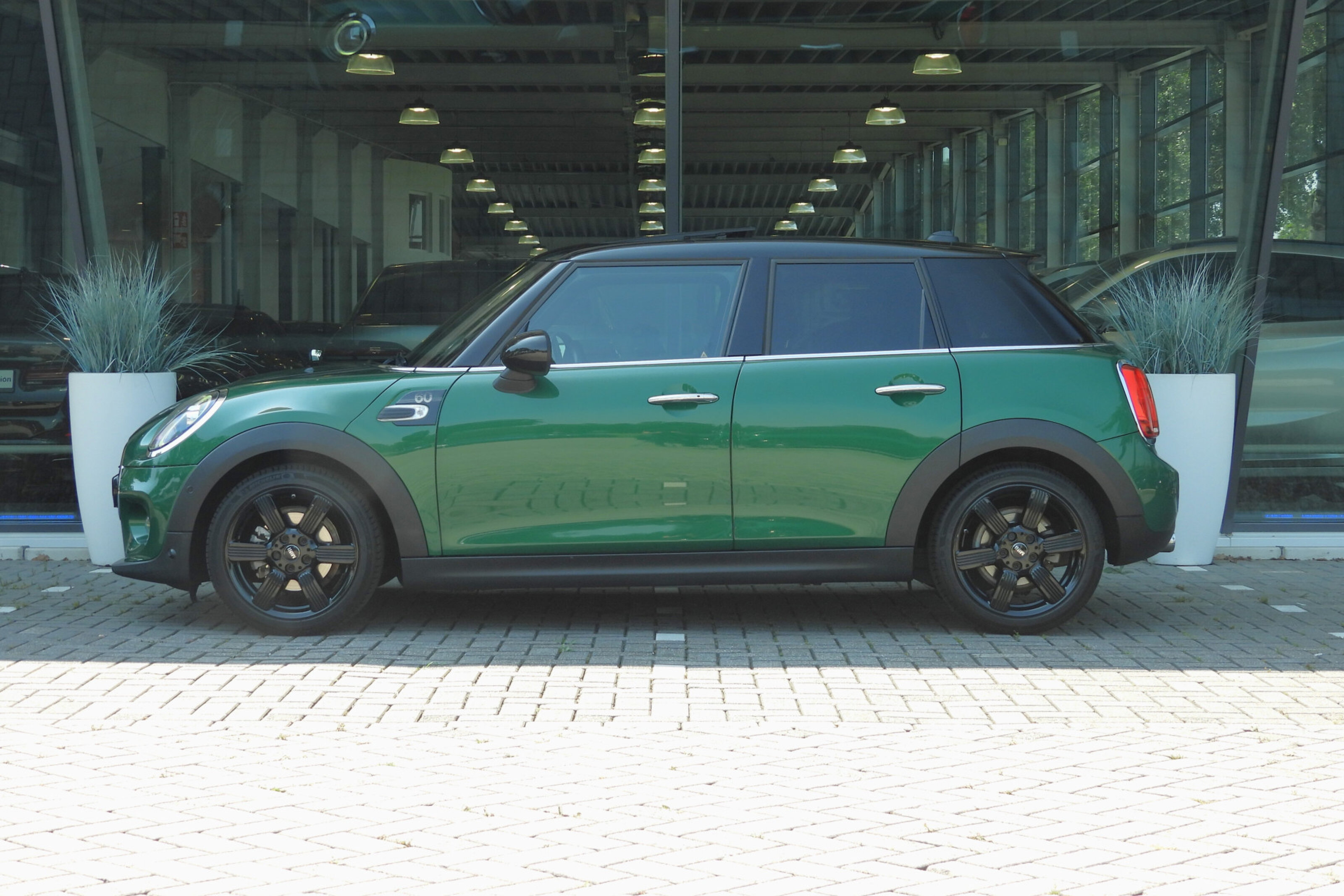 MINI Cooper Hatchback Automaat