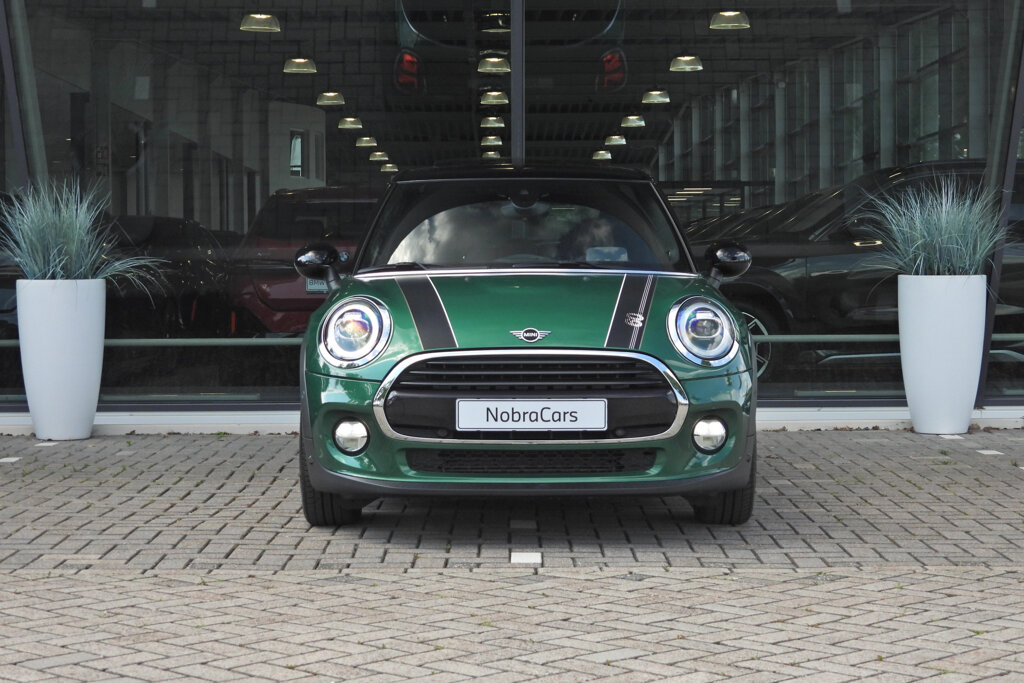 MINI Cooper 9