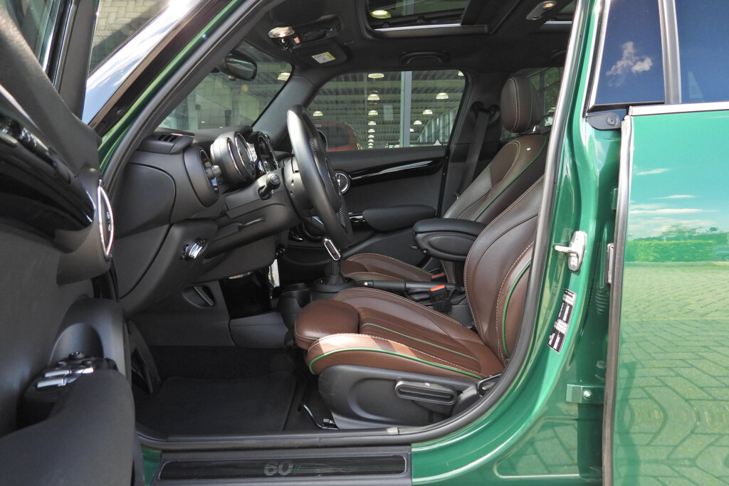 MINI Cooper 18