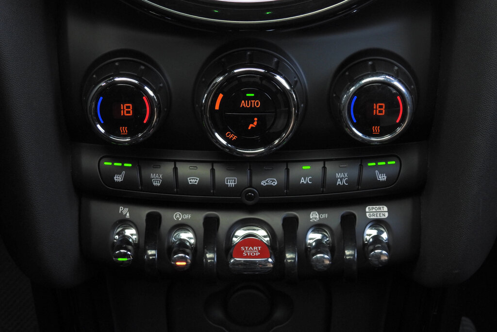 MINI Cooper 32
