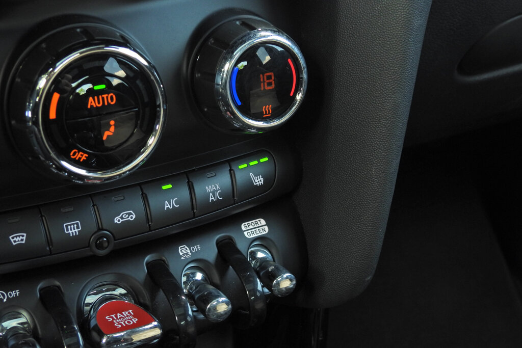 MINI Cooper 48