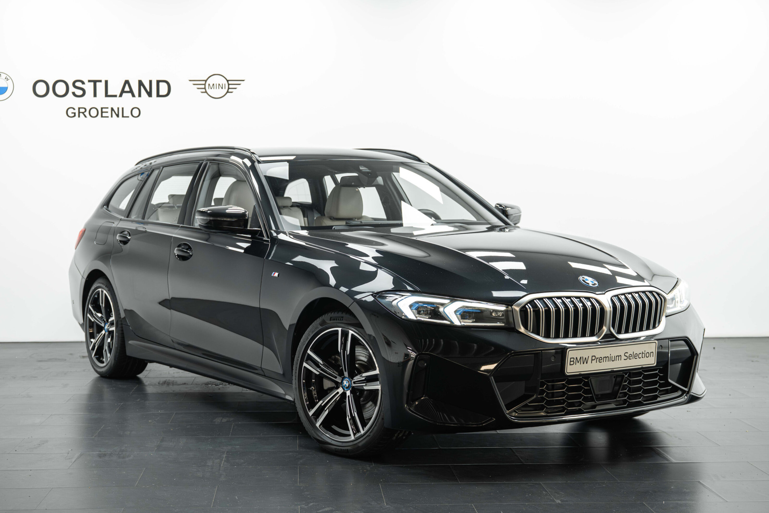 BMW 3 Serie Touring 330e M Sport Automaat