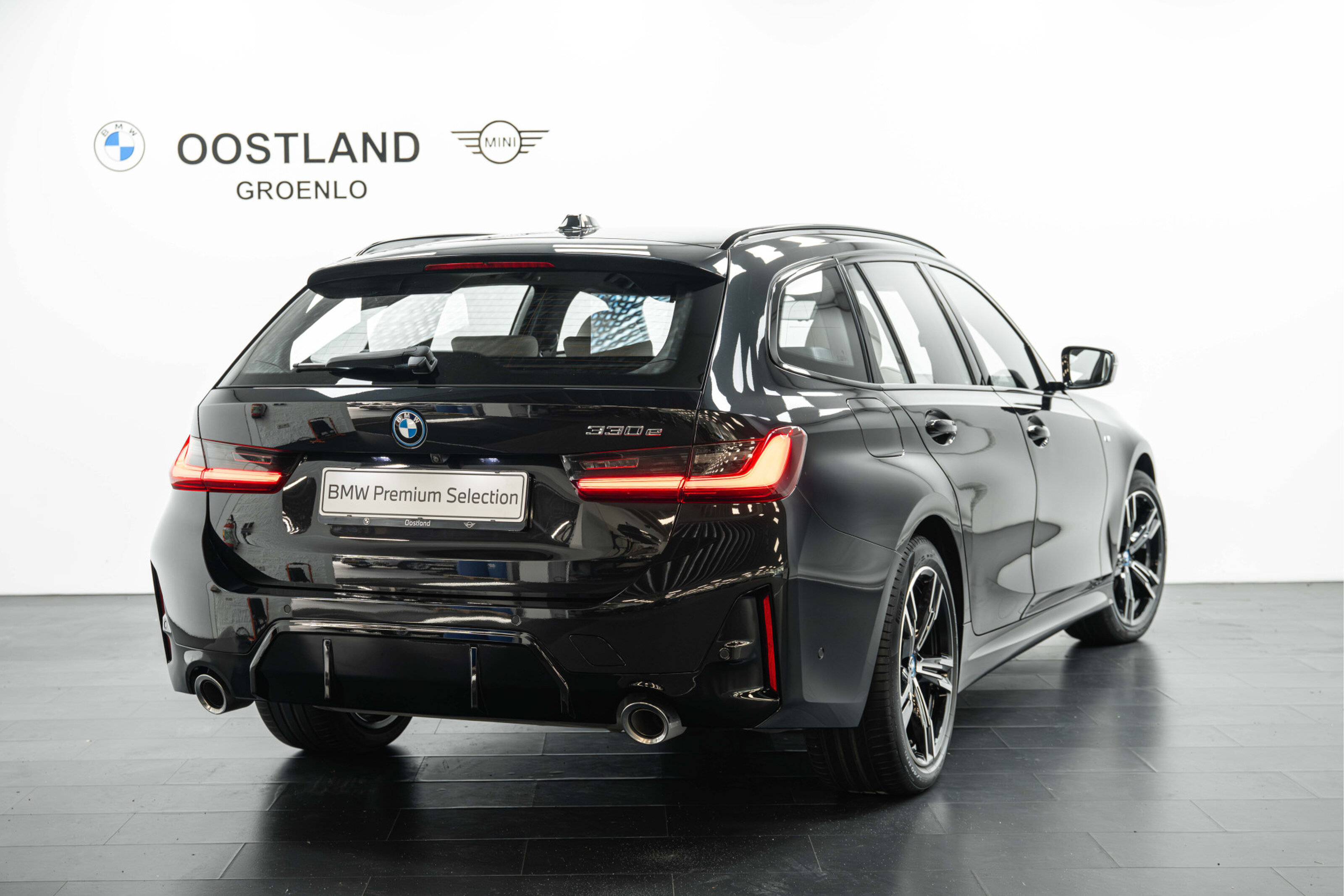 BMW 3 Serie Touring 330e M Sport Automaat