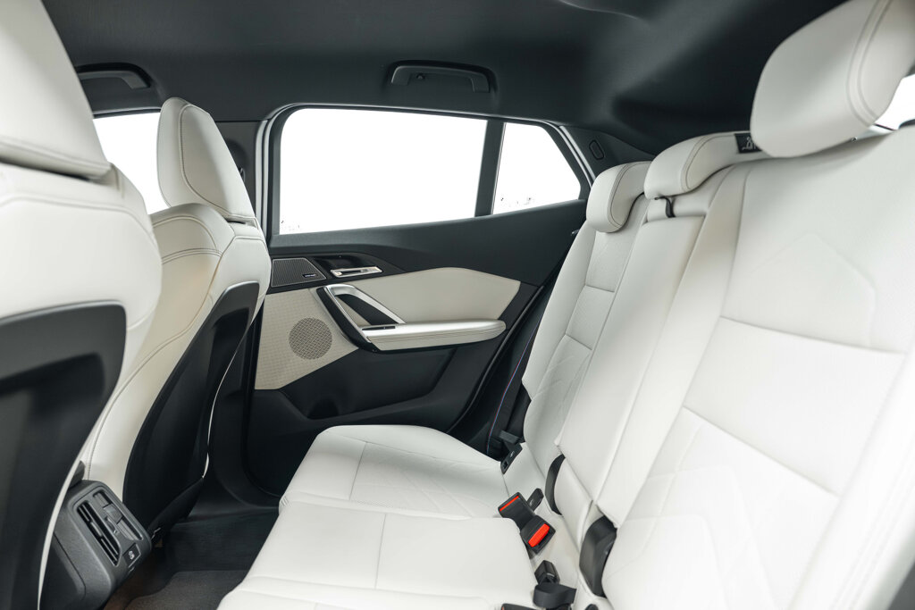 BMW X2 12