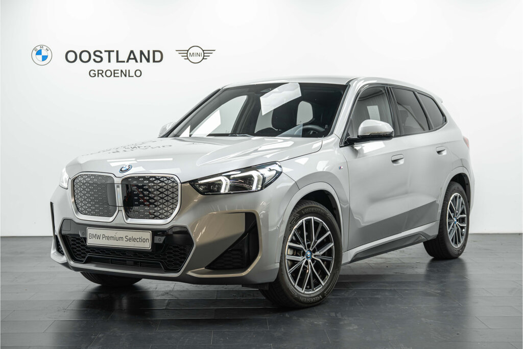 BMW iX1 1
