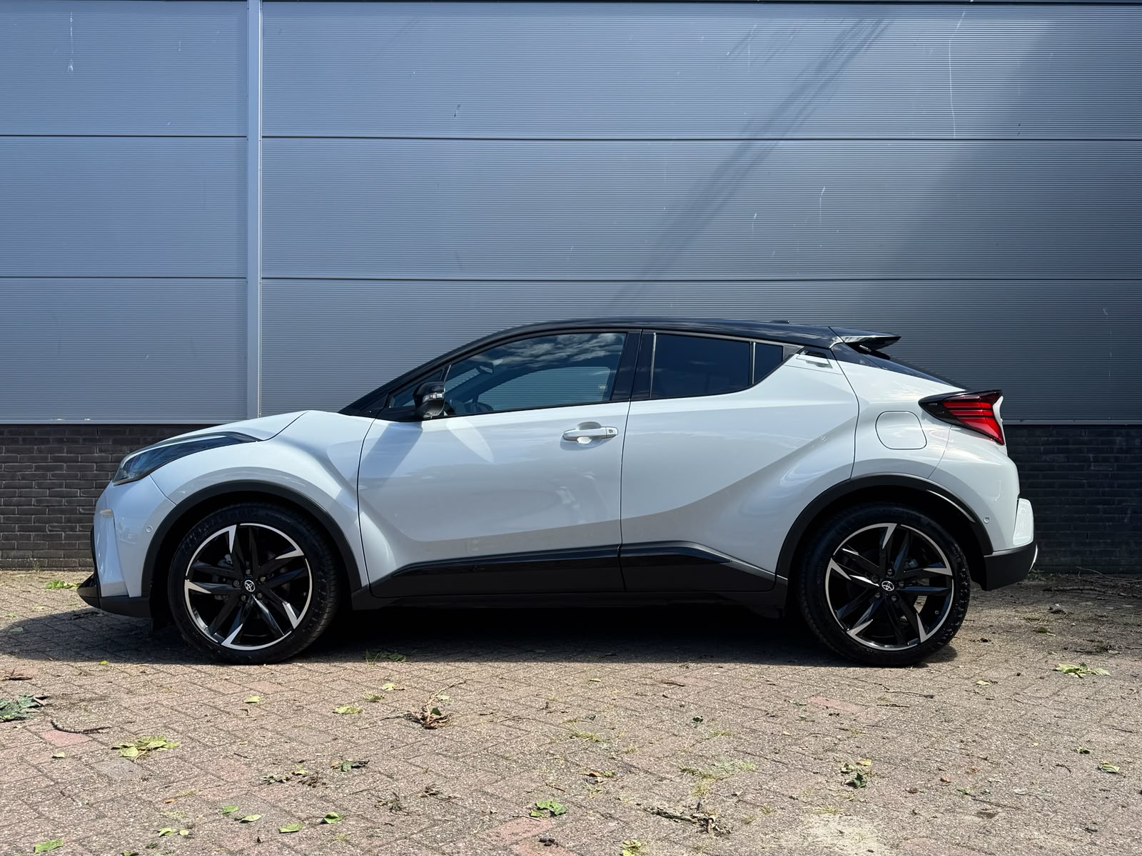Toyota C-HR 1.8 Hybrid GR-Sport Limited Automaat 122pk - Afbeelding 2