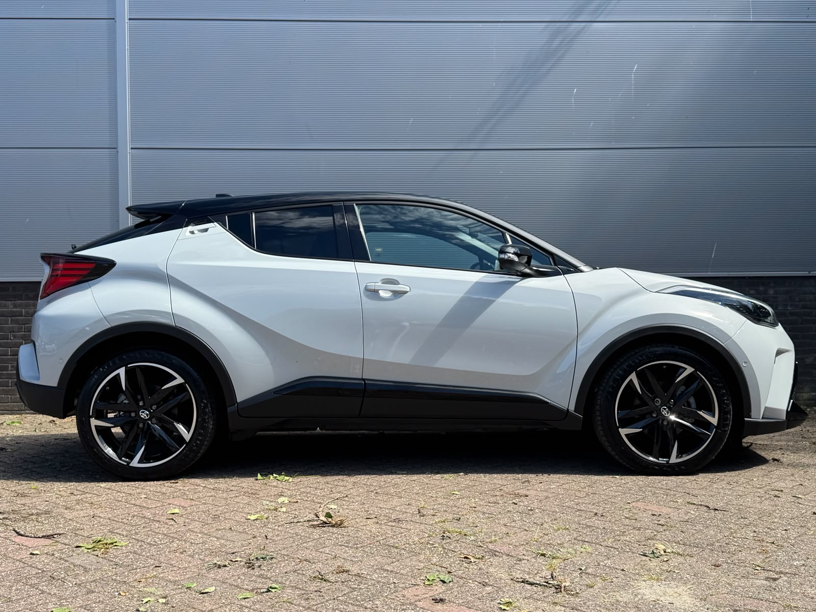 Toyota C-HR 1.8 Hybrid GR-Sport Limited Automaat 122pk - Afbeelding 3