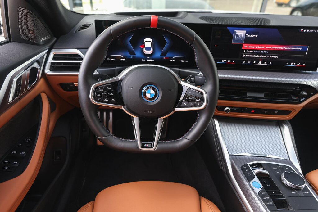BMW i4 3
