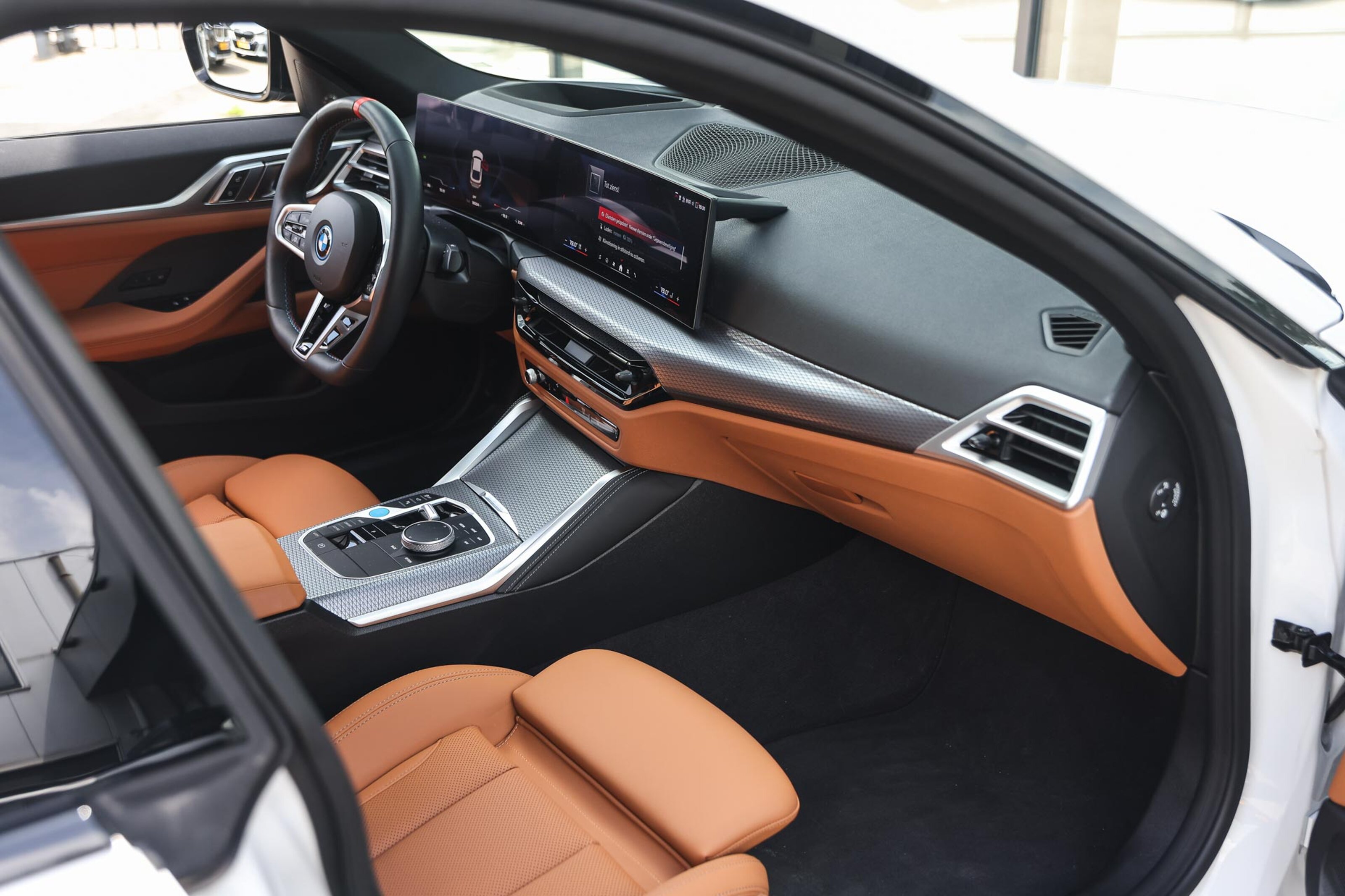 BMW i4 9