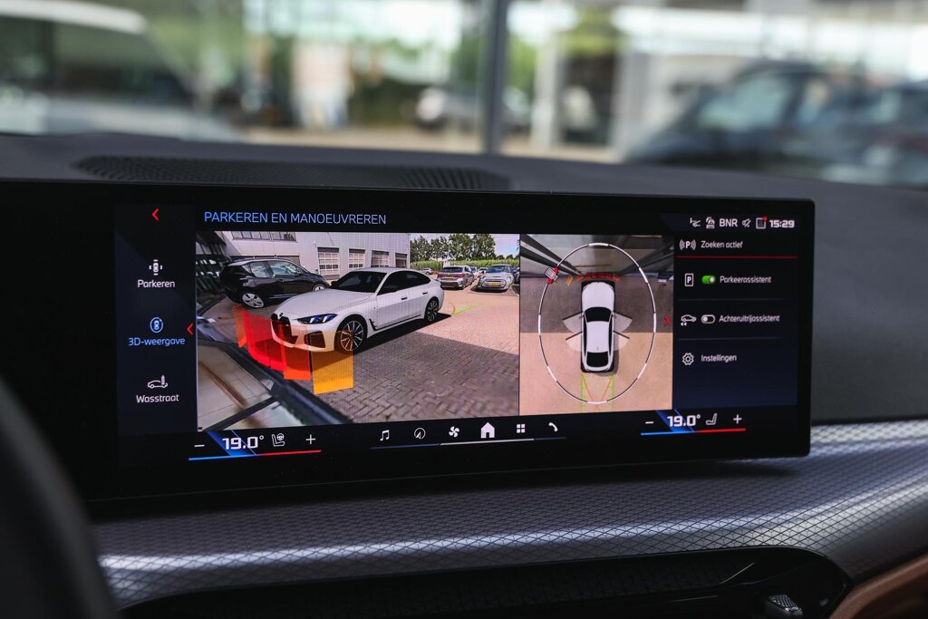 BMW i4 20