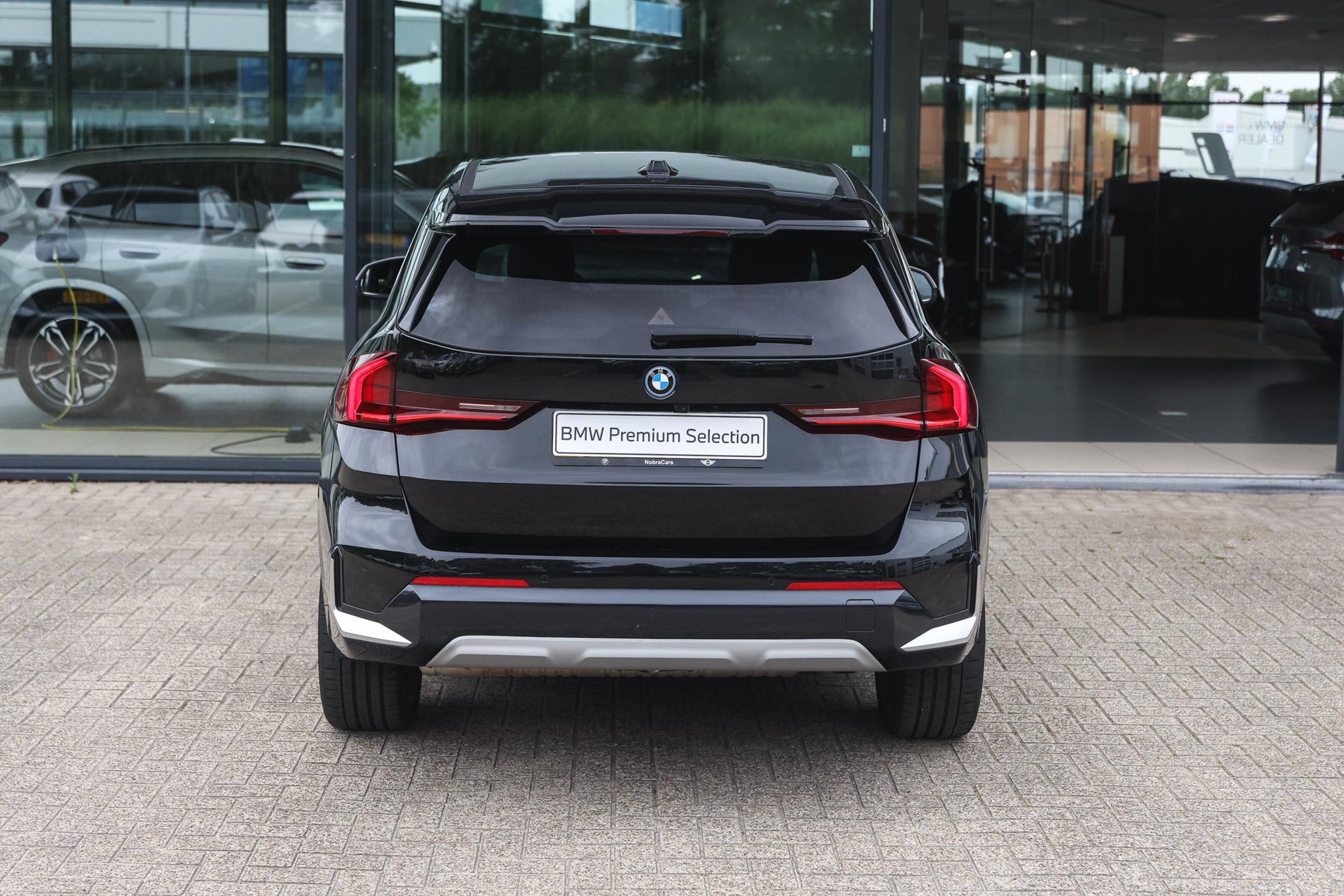 BMW X1 6