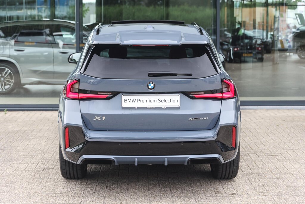 BMW X1 7